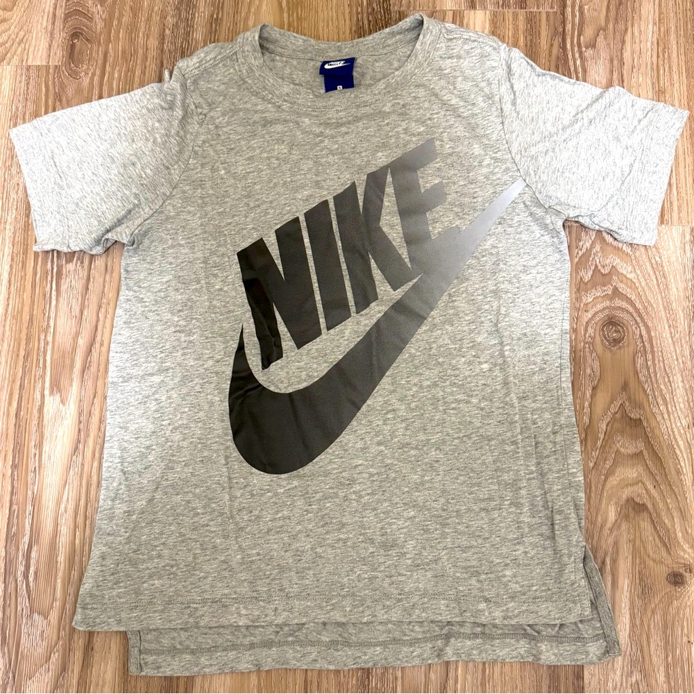 Nike T-shirt